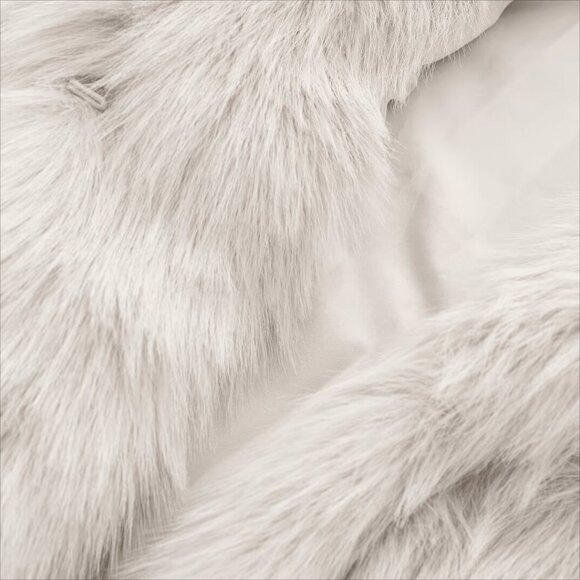 Luxury Women's Lapel Neck Long Sleeve Open Front Fuzzy Coat - Picture 6 of 6